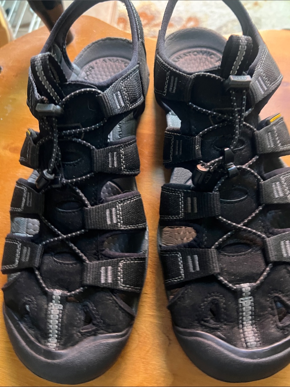 Keen Black Mens Waterproof/Hiking Sandals with Bungee Lace